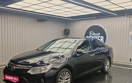 Toyota Camry, 2016 год, 2 100 000 рублей, 5 фотография