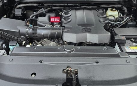 Toyota Land Cruiser Prado 150 рестайлинг 2, 2022 год, 7 390 000 рублей, 21 фотография