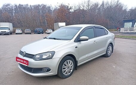 Volkswagen Polo VI (EU Market), 2012 год, 900 000 рублей, 8 фотография