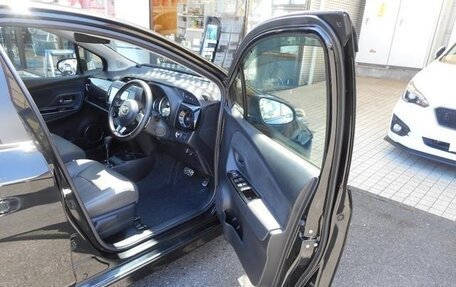 Toyota Vitz, 2017 год, 810 777 рублей, 11 фотография