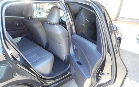 Toyota Vitz, 2017 год, 810 777 рублей, 13 фотография