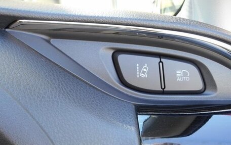 Toyota Vitz, 2017 год, 810 777 рублей, 25 фотография