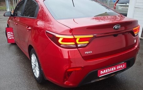 KIA Rio IV, 2019 год, 1 750 000 рублей, 2 фотография