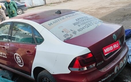 Volkswagen Polo VI (EU Market), 2018 год, 200 000 рублей, 2 фотография