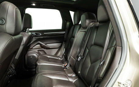 Porsche Cayenne III, 2016 год, 4 199 700 рублей, 10 фотография