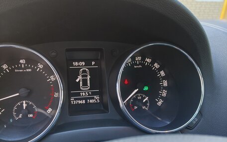 Skoda Yeti I рестайлинг, 2014 год, 1 350 000 рублей, 16 фотография