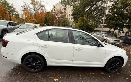 Skoda Octavia, 2019 год, 1 200 000 рублей, 3 фотография