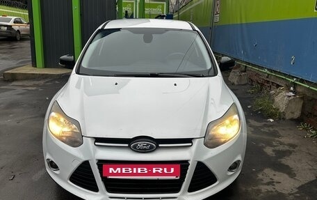 Ford Focus III, 2011 год, 650 000 рублей, 2 фотография