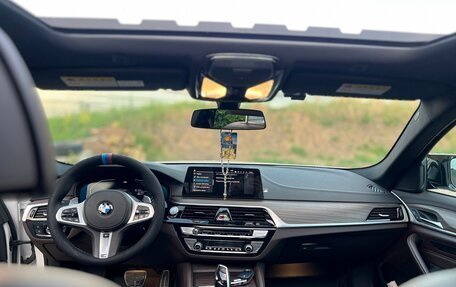 BMW 5 серия, 2019 год, 4 300 000 рублей, 30 фотография