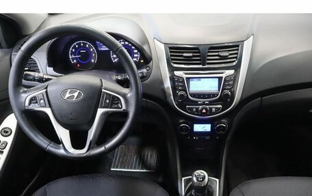 Hyundai Solaris II рестайлинг, 2013 год, 639 000 рублей, 9 фотография