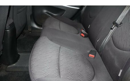 Hyundai Solaris II рестайлинг, 2013 год, 639 000 рублей, 7 фотография