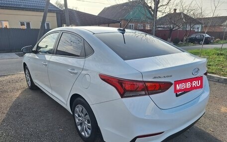 Hyundai Solaris II рестайлинг, 2017 год, 1 290 000 рублей, 5 фотография