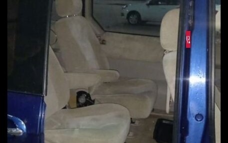 KIA Carnival III, 2004 год, 230 000 рублей, 5 фотография