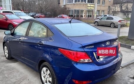 Hyundai Solaris II рестайлинг, 2014 год, 650 000 рублей, 3 фотография