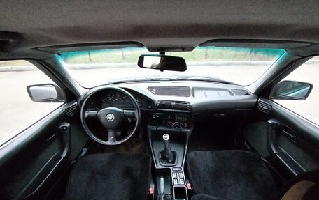 BMW 5 серия, 1991 год, 700 000 рублей, 16 фотография