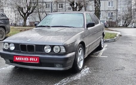 BMW 5 серия, 1991 год, 700 000 рублей, 9 фотография