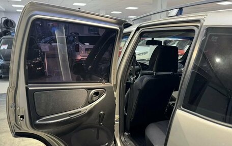 Chevrolet Niva I рестайлинг, 2016 год, 765 000 рублей, 12 фотография