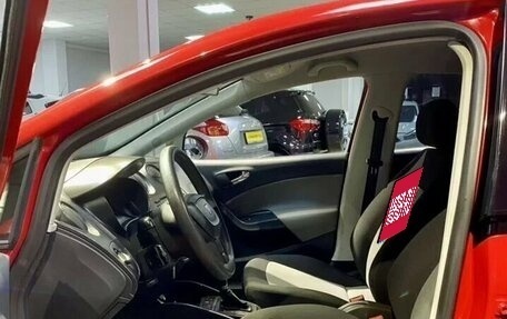 SEAT Ibiza IV рестайлинг 2, 2012 год, 755 000 рублей, 10 фотография