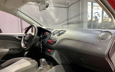 SEAT Ibiza IV рестайлинг 2, 2012 год, 755 000 рублей, 17 фотография