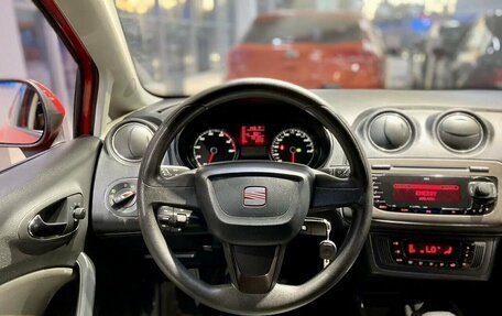 SEAT Ibiza IV рестайлинг 2, 2012 год, 755 000 рублей, 21 фотография