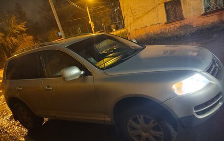 Volkswagen Touareg III, 2003 год, 650 000 рублей, 3 фотография