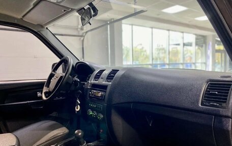 ЛуАЗ Patriot, 2015 год, 885 000 рублей, 16 фотография