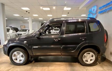 Chevrolet Niva I рестайлинг, 2017 год, 785 000 рублей, 4 фотография