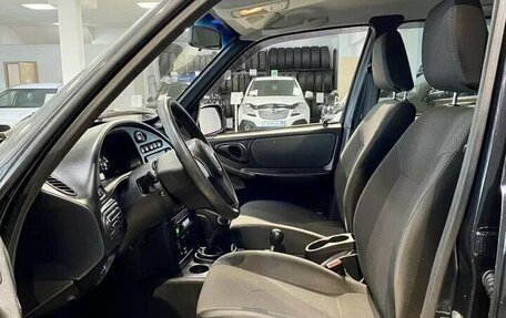 Chevrolet Niva I рестайлинг, 2017 год, 785 000 рублей, 10 фотография