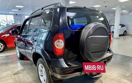 Chevrolet Niva I рестайлинг, 2017 год, 785 000 рублей, 6 фотография