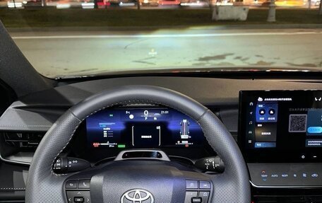 Toyota Camry, 2025 год, 4 500 000 рублей, 9 фотография