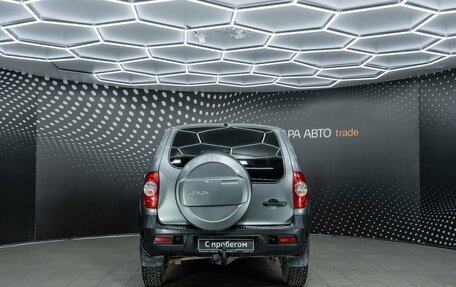 Chevrolet Niva I рестайлинг, 2018 год, 750 000 рублей, 8 фотография