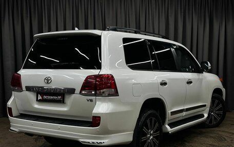 Toyota Land Cruiser 200, 2014 год, 4 049 900 рублей, 3 фотография