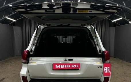 Toyota Land Cruiser 200, 2014 год, 4 049 900 рублей, 32 фотография