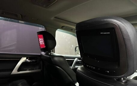 Toyota Land Cruiser 200, 2014 год, 4 049 900 рублей, 29 фотография