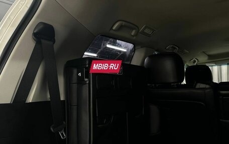 Toyota Land Cruiser 200, 2014 год, 4 049 900 рублей, 34 фотография