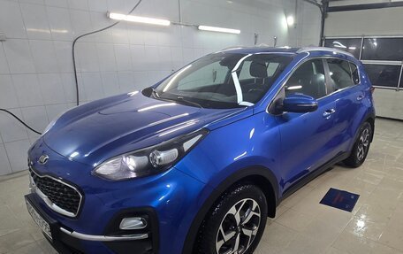 KIA Sportage IV рестайлинг, 2021 год, 2 500 000 рублей, 2 фотография