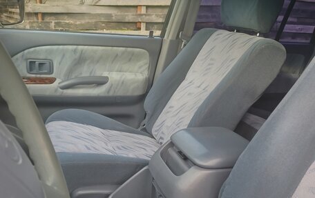 Toyota Land Cruiser Prado 90 рестайлинг, 2000 год, 850 000 рублей, 8 фотография