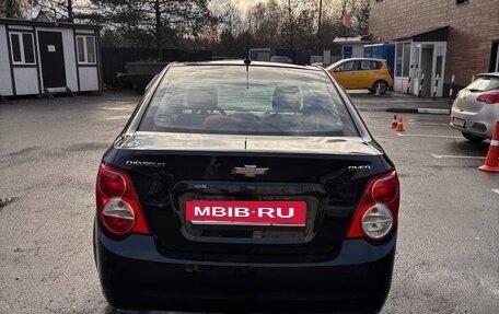 Chevrolet Aveo III, 2013 год, 500 000 рублей, 4 фотография