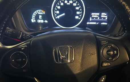 Honda Vezel, 2018 год, 1 720 000 рублей, 3 фотография