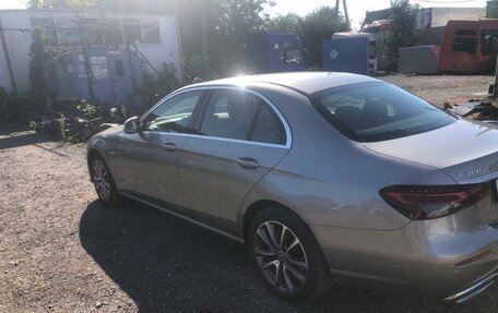 Mercedes-Benz E-Класс, 2021 год, 5 200 000 рублей, 2 фотография