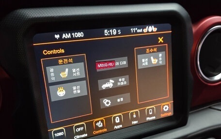 Jeep Wrangler, 2021 год, 5 190 000 рублей, 17 фотография