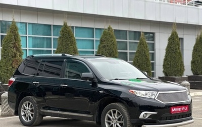 Toyota Highlander III, 2011 год, 1 975 000 рублей, 1 фотография