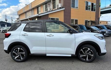 Toyota Raize I, 2022 год, 1 280 003 рублей, 2 фотография