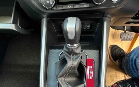 Toyota Raize I, 2022 год, 1 280 003 рублей, 12 фотография