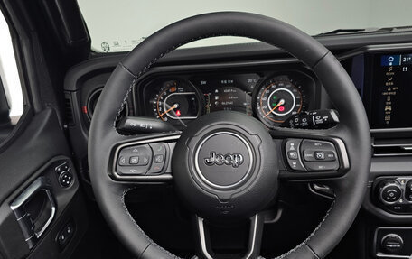 Jeep Wrangler, 2025 год, 7 100 000 рублей, 13 фотография