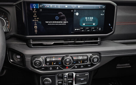 Jeep Wrangler, 2025 год, 7 100 000 рублей, 14 фотография