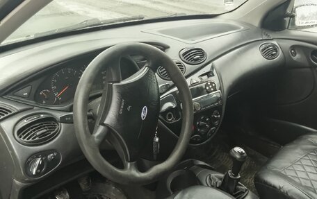 Ford Focus IV, 2001 год, 130 000 рублей, 2 фотография