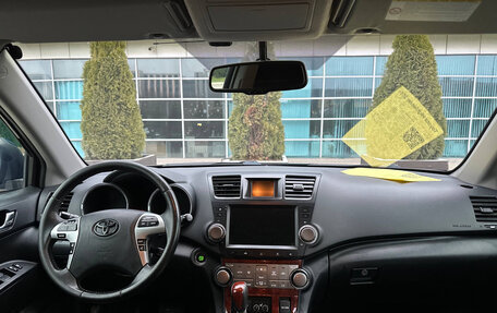 Toyota Highlander III, 2011 год, 1 975 000 рублей, 7 фотография