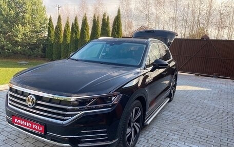 Volkswagen Touareg III, 2020 год, 6 430 000 рублей, 1 фотография