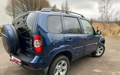 Chevrolet Niva I рестайлинг, 2018 год, 700 000 рублей, 3 фотография